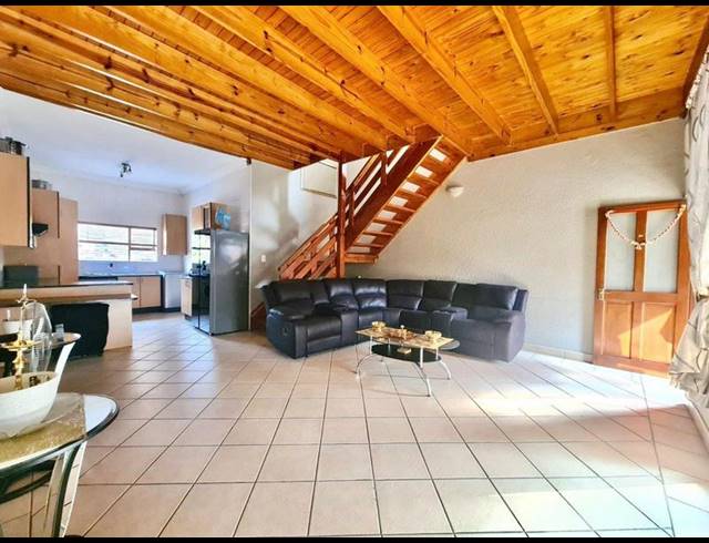 4 BEDROOM HOUSE FOR SALE IN MEYERSDAL